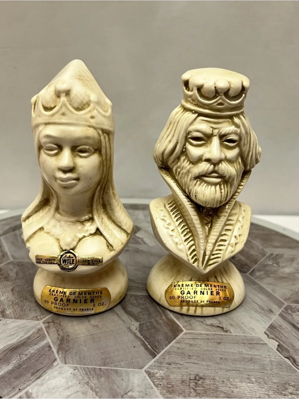 Vintage 1972 Garnier Creme De Menthe King Queen Bust Decanters Set Italy